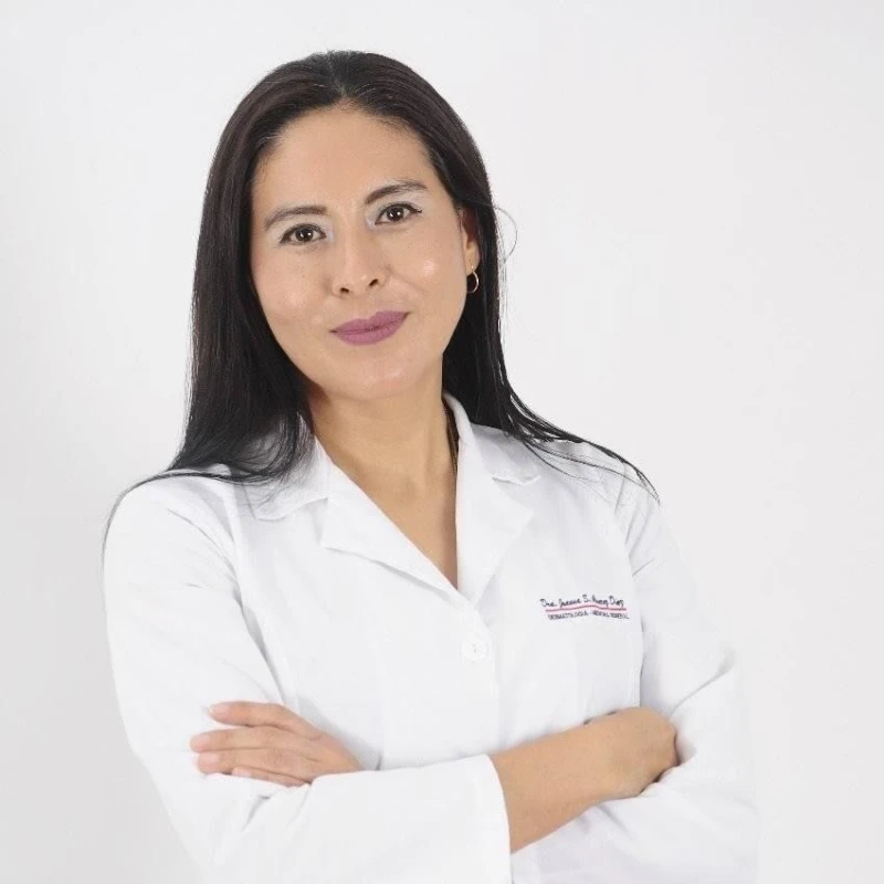 Dra. Joanna Sandra Álvarez Diaz dermatologa en San Borja