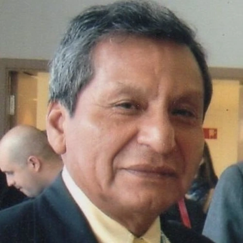Dr. Asterio Albines Bernal dermatologo en Piura