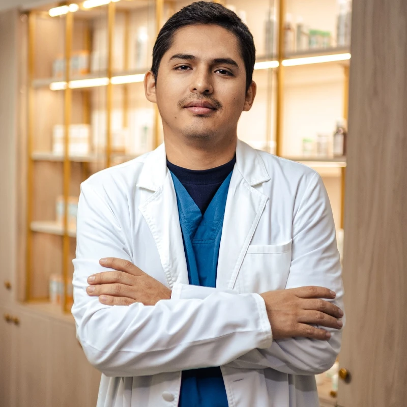 Dr. Jorge Asto dermatologo en Chimbote 