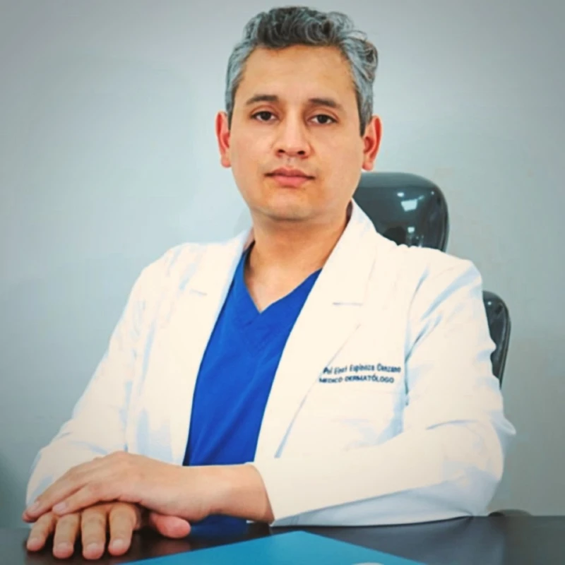 Dr. Pol Espinoza Especialista acné