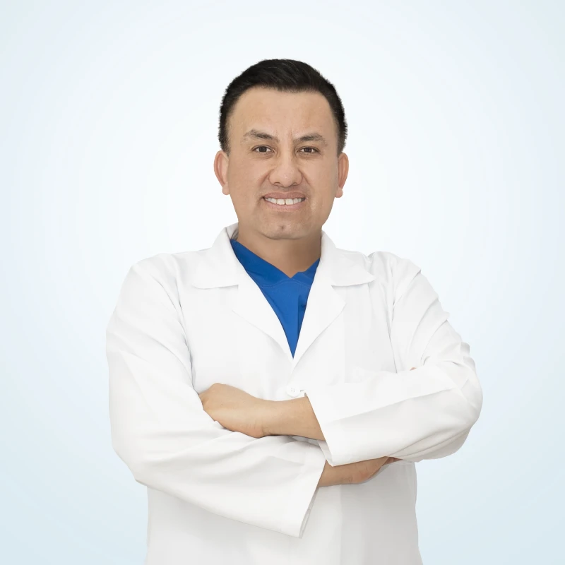 Dr. Robert Zegarra dermatologo en Arequipa