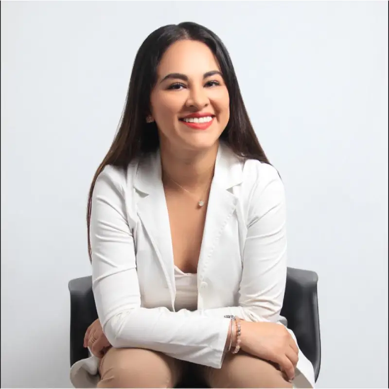 Dra. Ivette Soto López, dermatóloga clínica